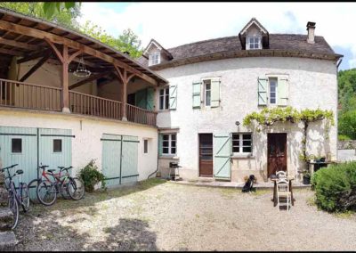 Lezardière, Larnagol