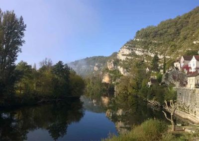 Le Lot, la rivière au pied du Village